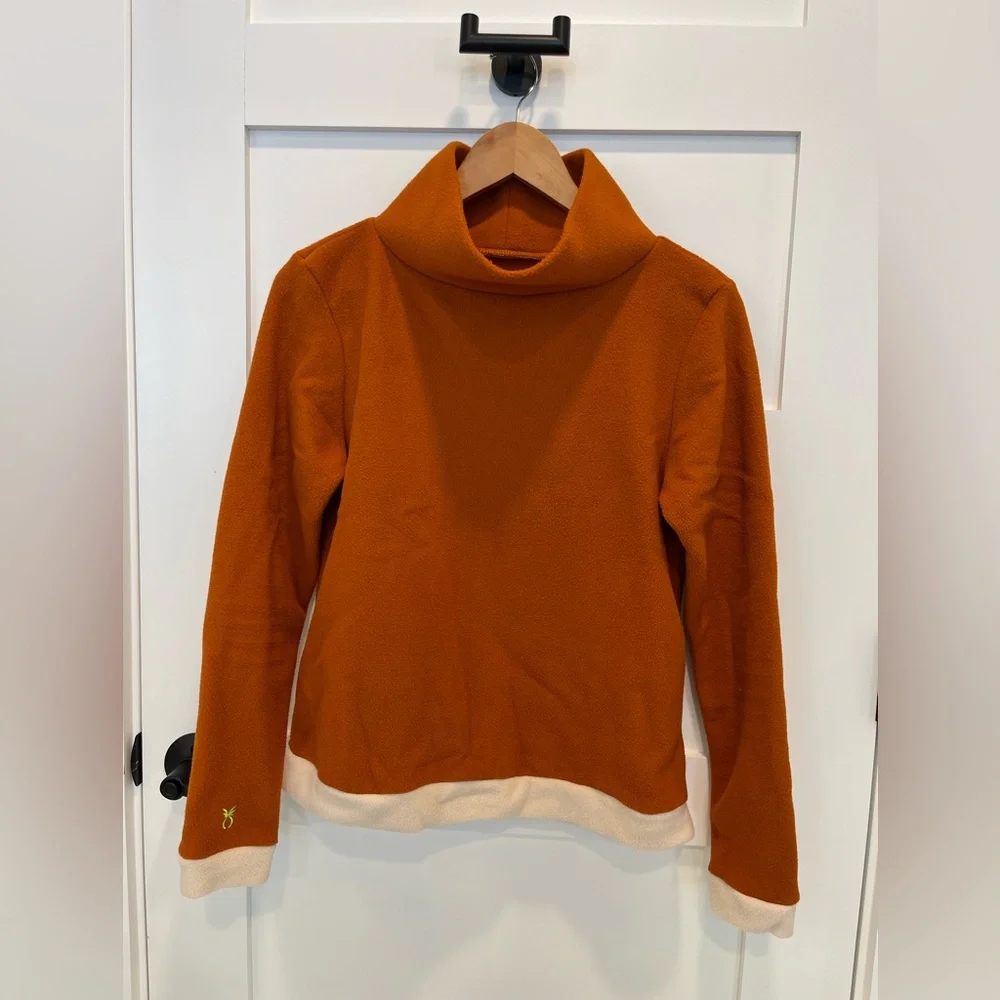 Cozy Dudley Stephen’s fleece turtleneck in orange with cream trim M - Picture 2 of 8
